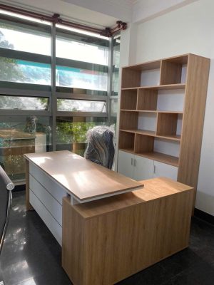 bàn làm việc giám đốc thiết kế góc chữ L sang trọng