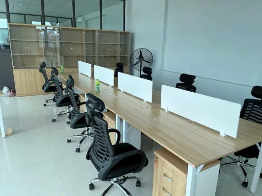 Ghế xoay lưới tựa đầu K302 lắp đặt tại văn phòng