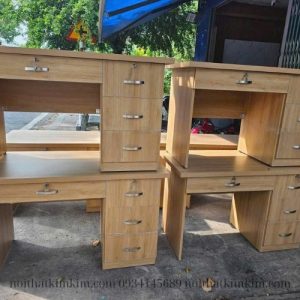 Bàn làm việc văn phòng bằng gỗ có ngăn kéo khóa tại Bình Dương,tp hồ chí minh