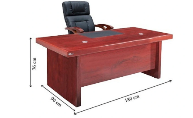 Bàn giám đốc gỗ không hộc. phong thủy chuẩn tại Bình Dương