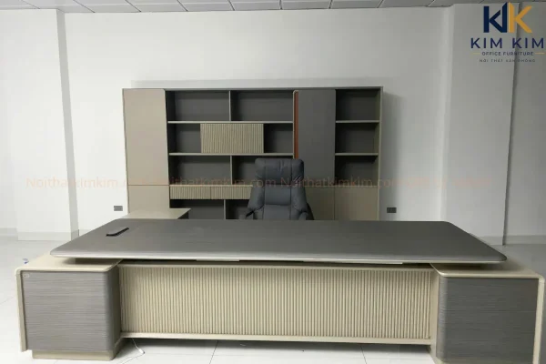 Ghế giám đốc kết hợp bàn và tủ tài liệu trong phòng lãnh đạo